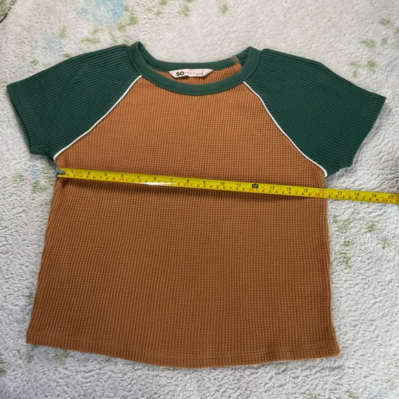 SO Women's Orange/Brown and Green Crop Top - Picture 6 of 7
